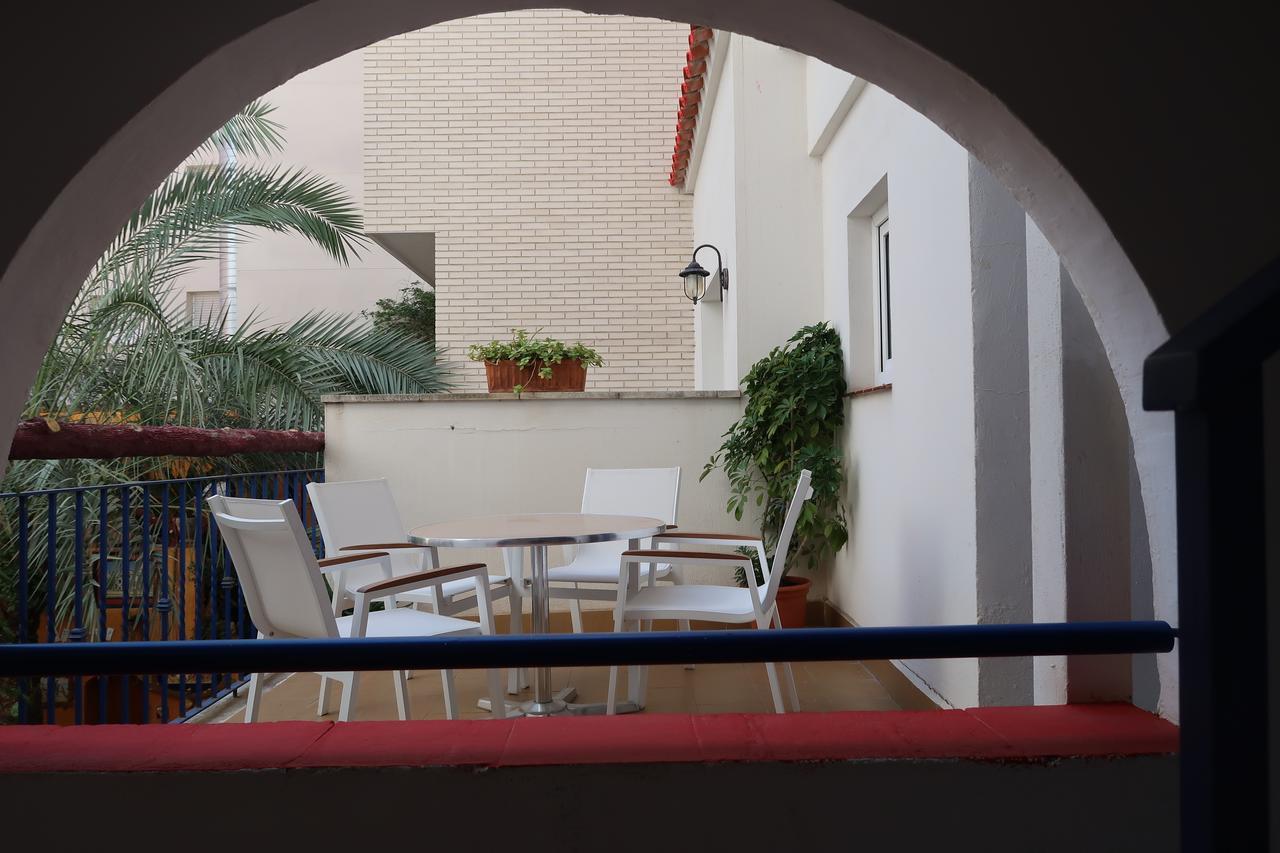 El Cami Hotel Камбрильс Экстерьер фото