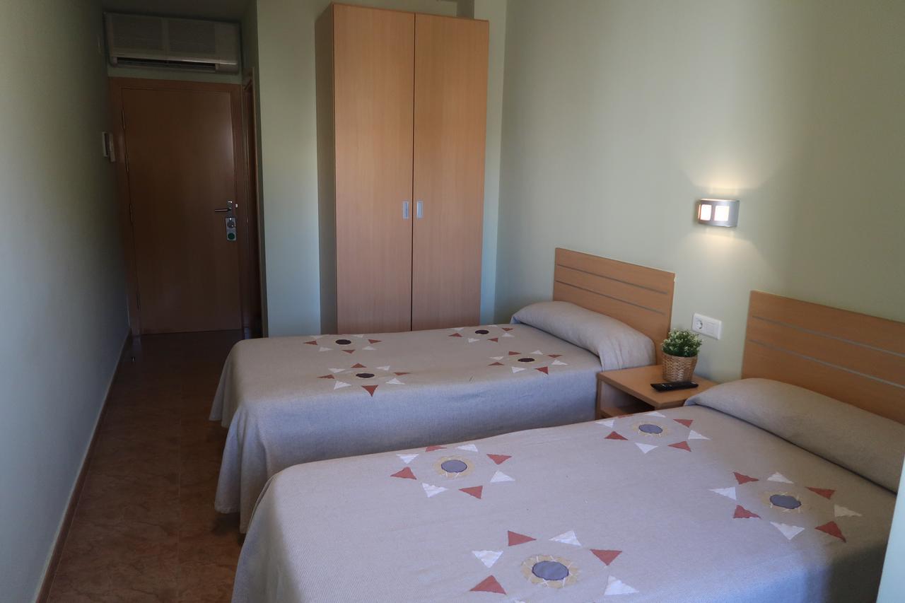 El Cami Hotel Камбрильс Экстерьер фото