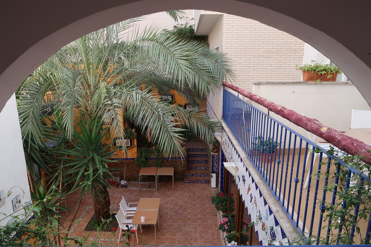 El Cami Hotel Камбрильс Экстерьер фото