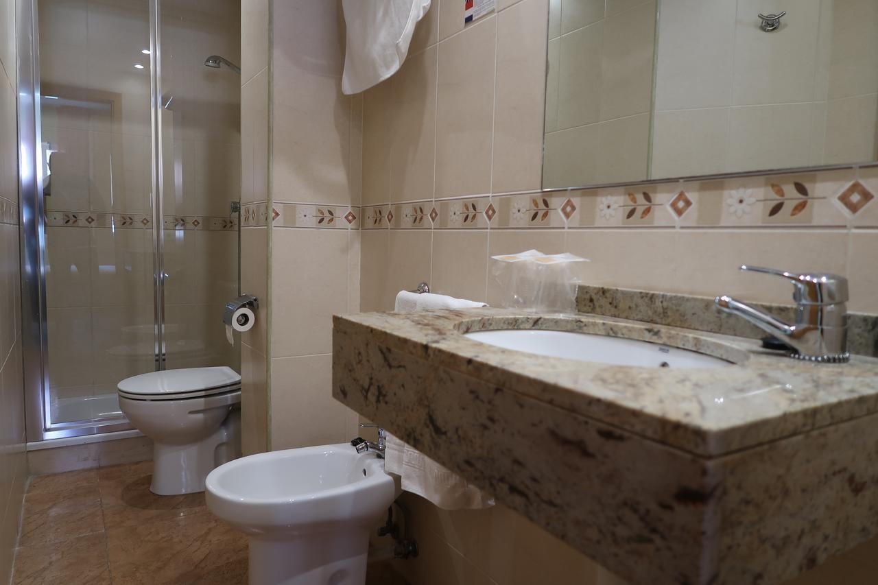 El Cami Hotel Камбрильс Экстерьер фото